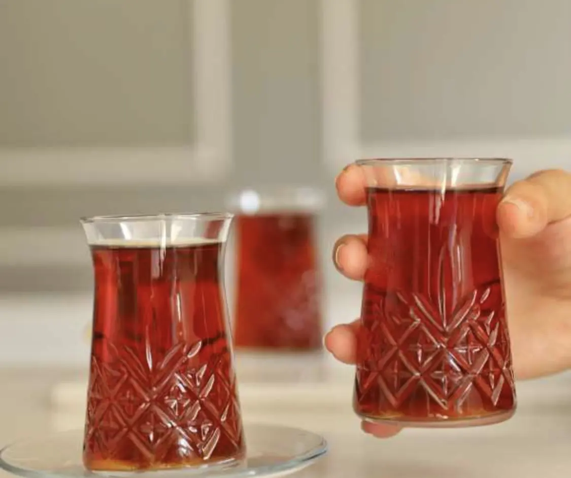 استکان و نعلبکی پاشاباغچه طرح 160 تایملس کد 96991